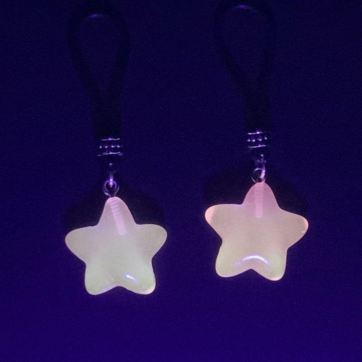 Glow-In-The-Dark Pink Stars Nipple Nooses - GearfortheBold - Moon & Stars