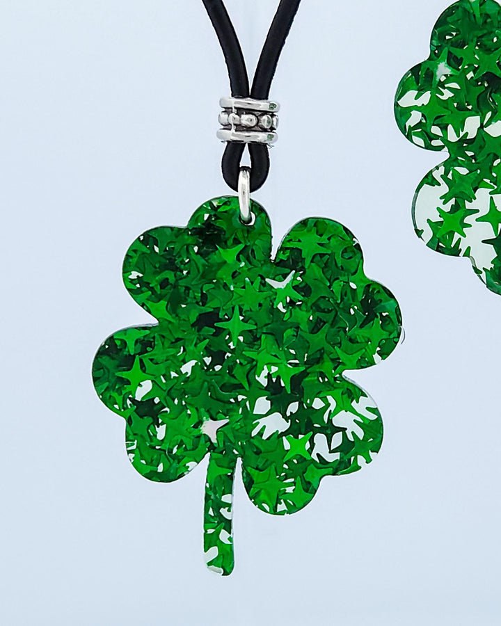 Four - Leaf Clover Sparkle - St. Patricks Day | Gear For The Bold