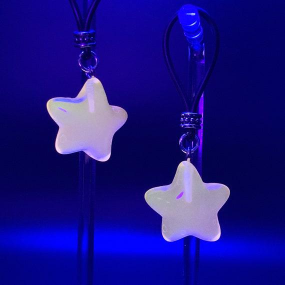 Glow - In - The - Dark Peach Stars Nipple Nooses | Gear For The Bold