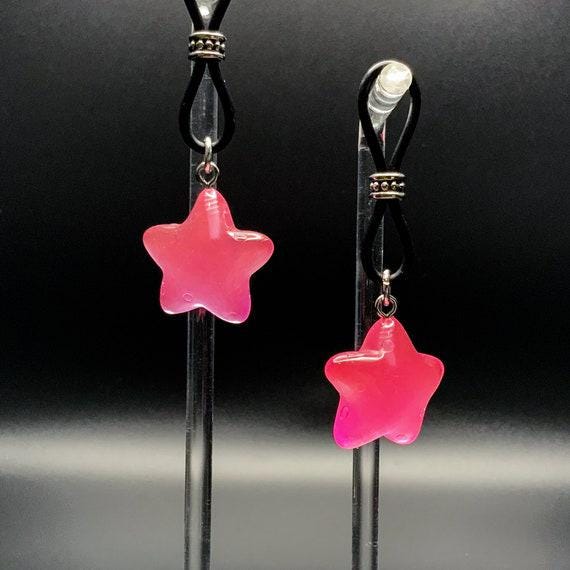 Glow - In - The - Dark Pink Stars Nipple Nooses | Gear For The Bold